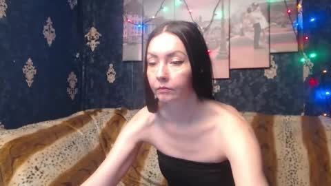 EmmaGoldX online show from 03/06/25, 09:47