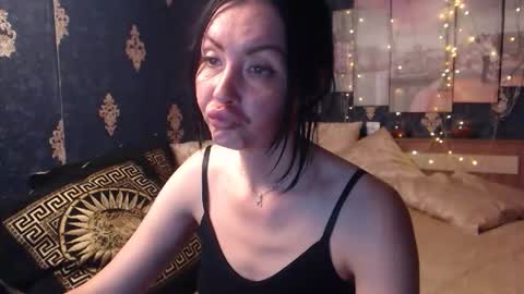 EmmaGoldX online show from 10/24/25, 04:03