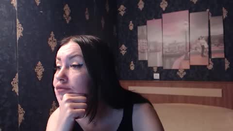 EmmaGoldX online show from 11/27/25, 07:21