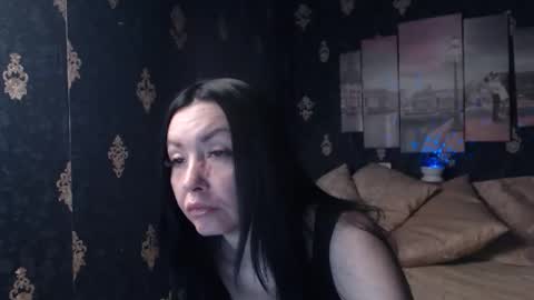 EmmaGoldX online show from 02/09/26, 04:05