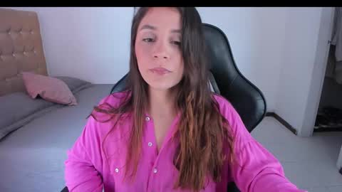 Jennifer online show from 12/15/24, 08:36