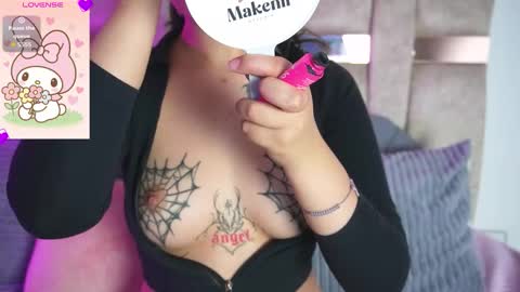 emmajohanson online show from 12/01/25, 07:08