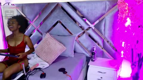 emmalove01 online show from 05/19/26, 02:40