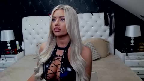 Emma Mavis online show from 03/06/26, 09:28