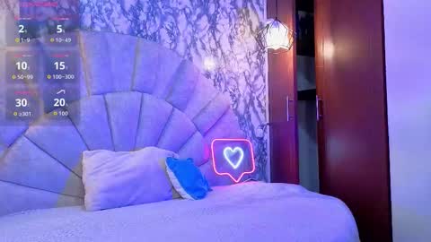 Snapshot of emmamiller__ chatting on 02/25/26, 10:58 online show from 02/25/26, 10:58