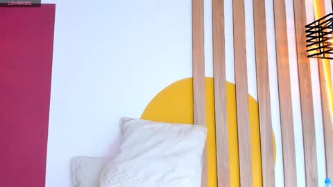 emmanaughty_ online show from 01/12/26, 07:19