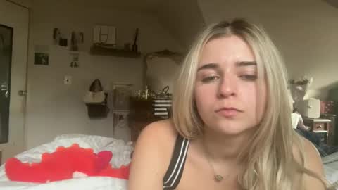 EmmaAngel online show from 12/21/25, 07:21