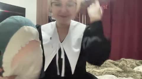 emmanoir_ online show from 03/10/25, 05:39