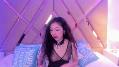 Emma online show from 09/25/25, 01:48