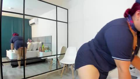  Emma  online show from 11/07/25, 01:38