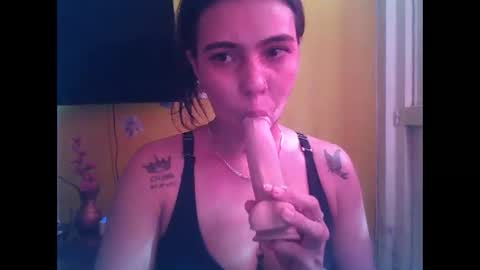 EmmaSplycer online show from 04/23/26, 08:55