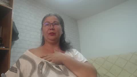 emmasquirt69 online show from 10/20/25, 05:30