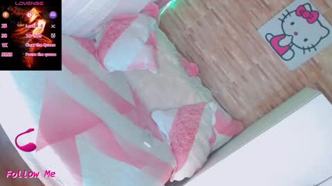 Emma online show from 12/10/24, 02:17