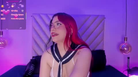 Snapshot of emmaswift1 chatting on 12/03/25, 02:41 Emma online show from 12/03/25, 02:41