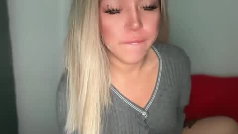 YourDreamGirl Emma  online show from 04/03/26, 08:18