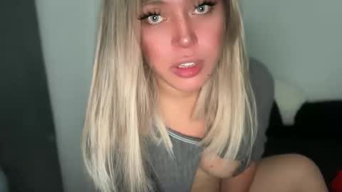 YourDreamGirl Emma  online show from 04/04/26, 04:37