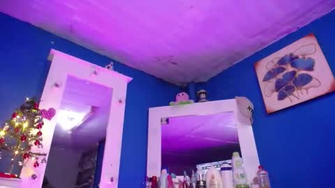 Emma  online show from 12/02/25, 08:48