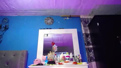 Emma  online show from 02/04/26, 01:28