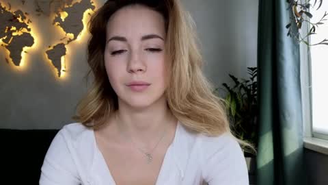 Miss Emmi online show from 02/12/26, 10:10