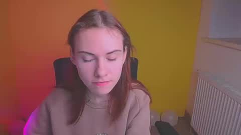 Emmi online show from 02/18/25, 03:21