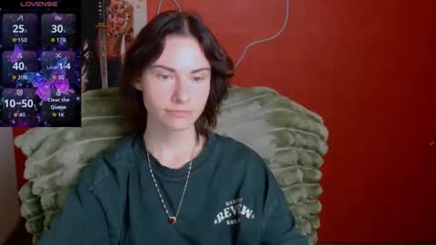 Snapshot of emmi_rossum chatting on 05/18/26, 11:38 Emmi online show from 05/18/26, 11:38