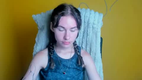 Emmi online show from 06/24/26, 11:42