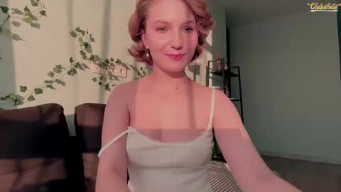 Emily online show from 12/01/25, 03:33