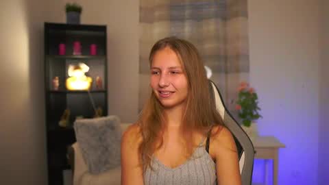 Emmie online show from 12/20/25, 02:35