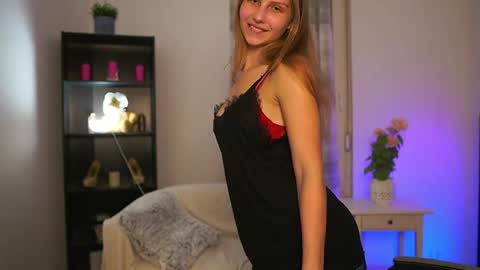 Emmie online show from 03/27/26, 08:08