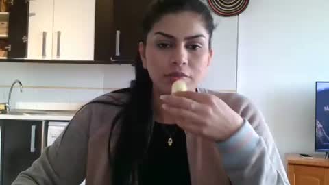 emmie online show from 02/21/25, 11:44