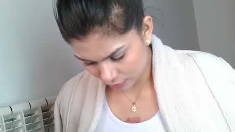 emmie online show from 02/26/25, 02:46