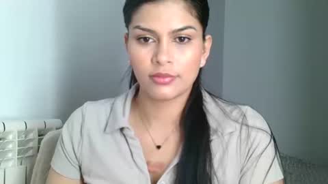 emmie online show from 03/10/25, 02:37