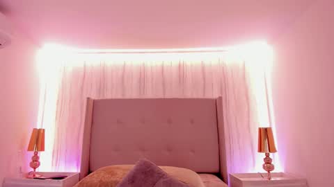 Snapshot of emmiily_z chatting on 10/26/25, 07:09 Emmiily online show from 10/26/25, 07:09