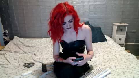 Snapshot of emmily000 chatting on 05/03/26, 10:16 Emmily000 online show from 05/03/26, 10:16