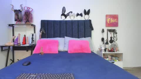          online show from 01/16/25, 05:55