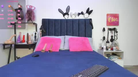          online show from 02/12/25, 11:51