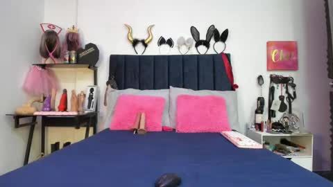          online show from 06/04/26, 12:55