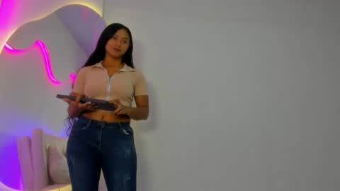 EMMILY online show from 06/04/26, 02:23