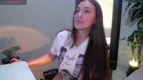 Emmily online show from 01/18/25, 10:49