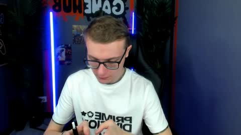 Snapshot of emmit_barker chatting on 05/27/26, 11:07 Emmit online show from 05/27/26, 11:07