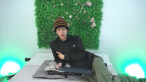 SERGIO online show from 11/25/25, 01:11