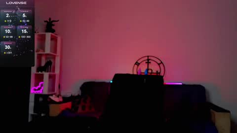 Emmy Bright     50  online show from 12/07/24, 01:25