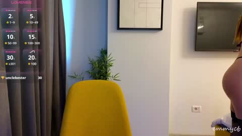 Em online show from 12/19/24, 02:13