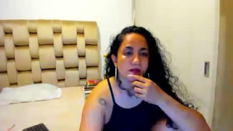 Snapshot of emperatriztapia chatting on 07/06/26, 11:18 emperatriztapia online show from 07/06/26, 11:18