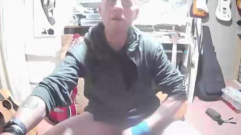 empirikal1 online show from 12/22/25, 05:32