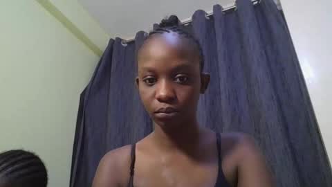 Snapshot of empress_emma chatting on 04/02/26, 09:40 empress_emma online show from 04/02/26, 09:40