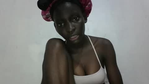 empress_ivy1 online show from 06/08/26, 05:57