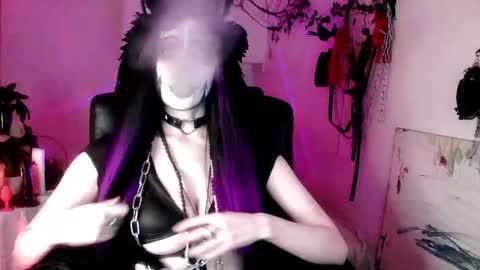 Morrigan online show from 02/12/26, 02:34