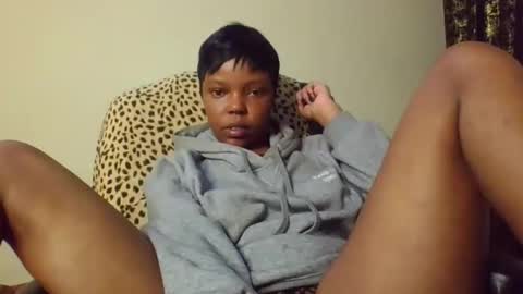 empress online show from 02/23/26, 11:35