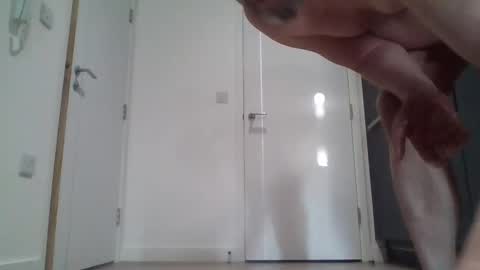 Snapshot of emrys2016833836 chatting on 12/19/25, 01:51 emrys2016833836 online show from 12/19/25, 01:51